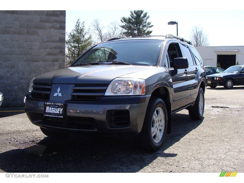 2005 Endeavor LS AWD - Titanium Pearl / Charcoal photo #1