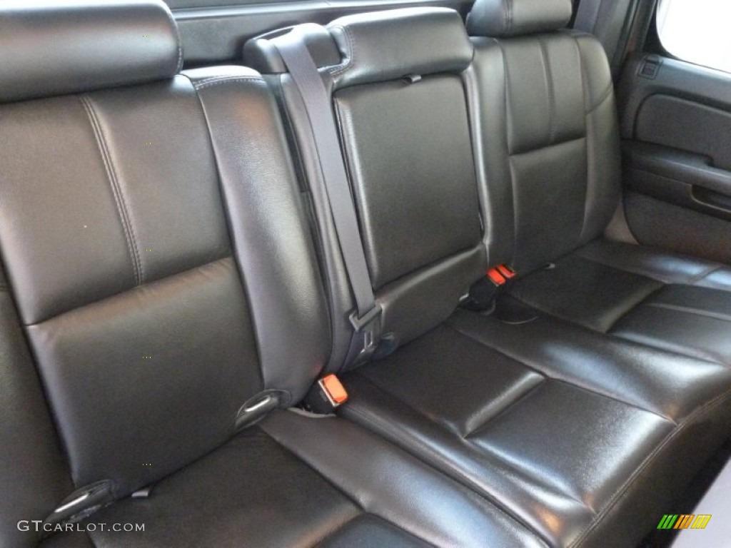 2008 Chevrolet Avalanche Z71 4x4 Rear Seat Photo #67752122