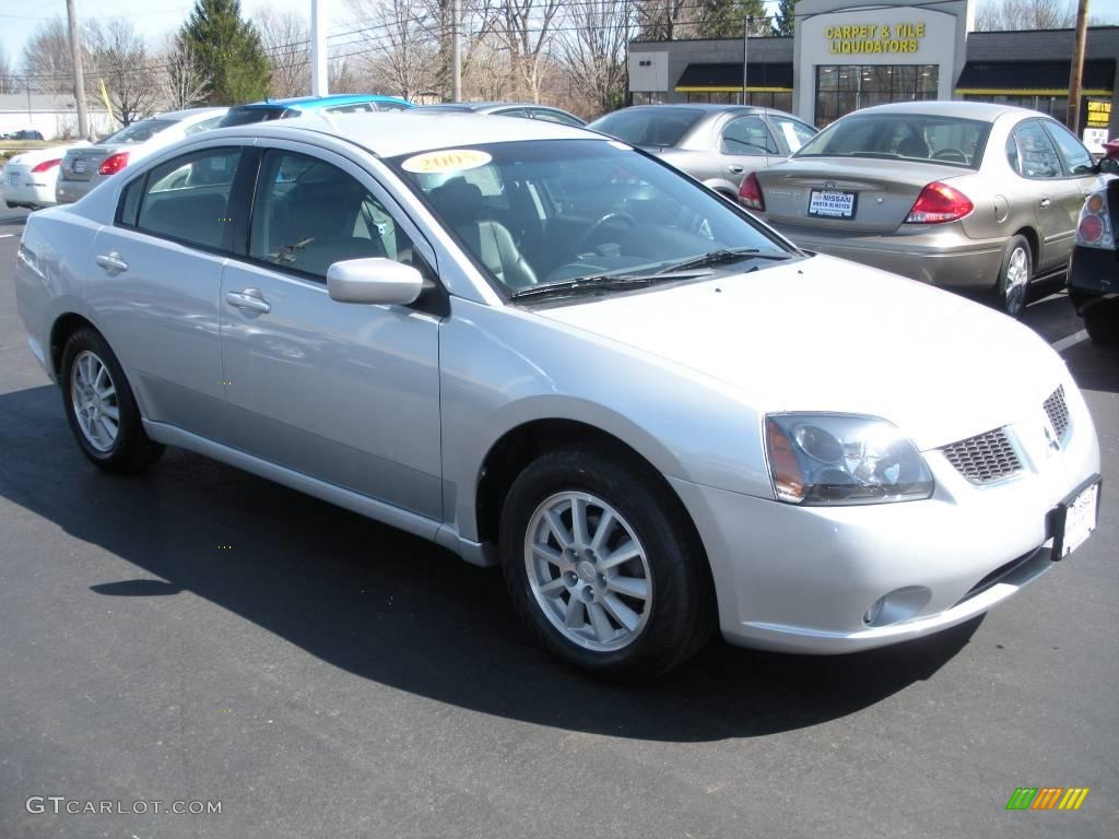 2005 Galant ES - Liquid Silver Metallic / Black photo #3