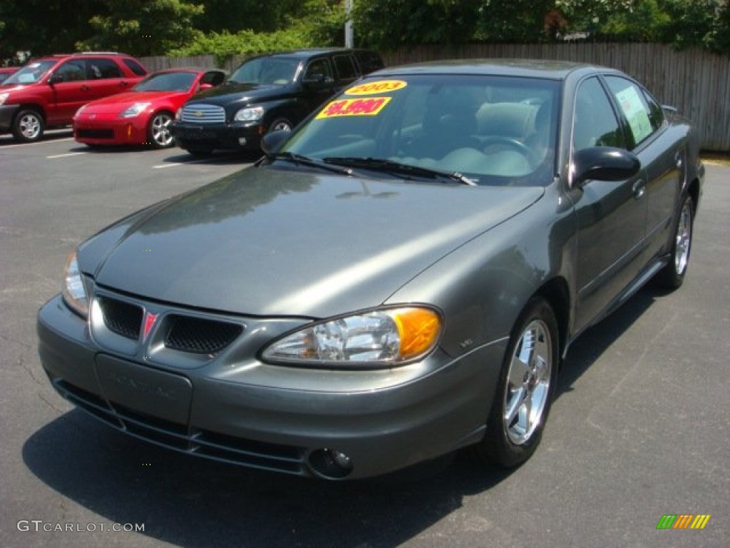 2003 Grand Am SE Sedan - Greystone Metallic / Dark Pewter photo #1