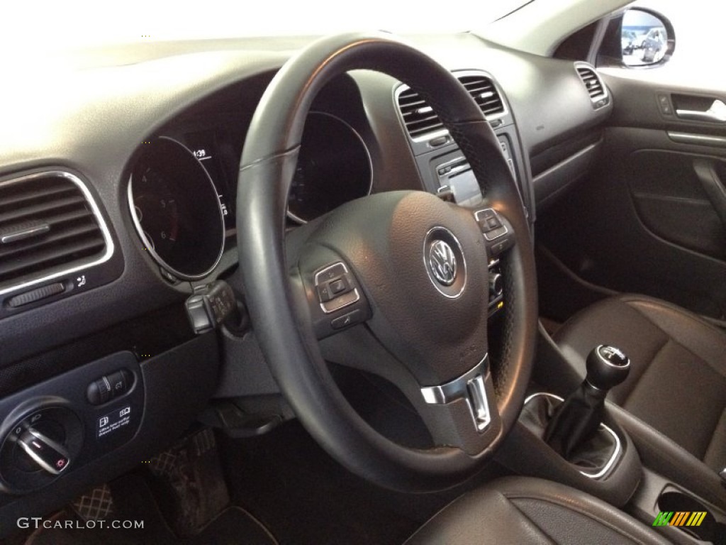 2010 Jetta TDI SportWagen - Blue Graphite Metallic / Titan Black photo #16