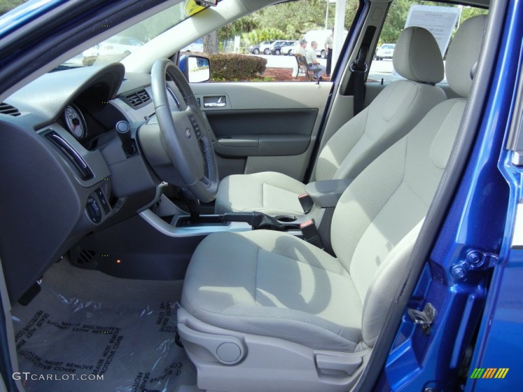2009 Ford Focus SES Sedan Front Seat Photo #67757483