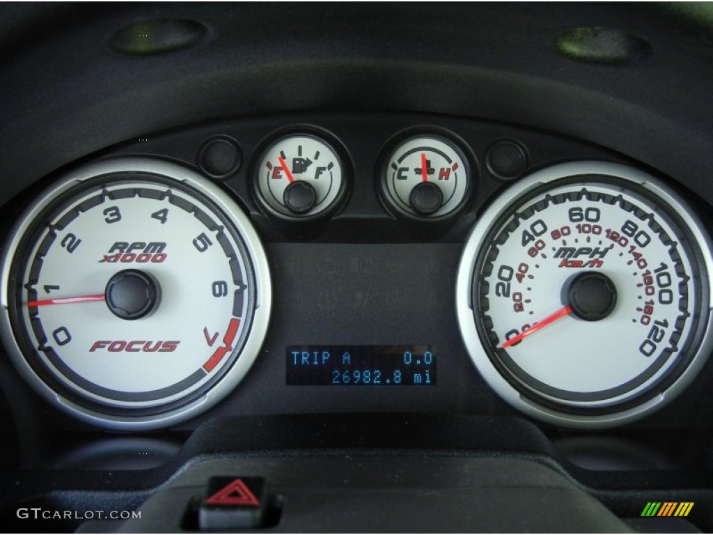 2009 Ford Focus SES Sedan Gauges Photos