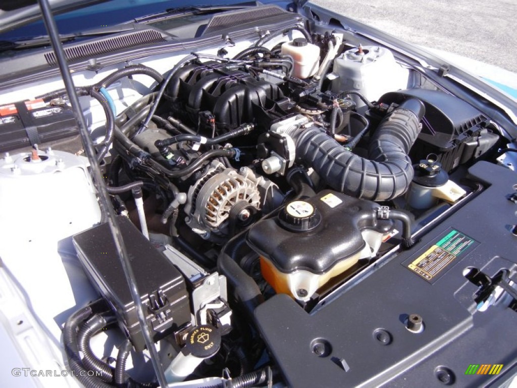 2007 Mustang V6 Deluxe Convertible - Satin Silver Metallic / Light Graphite photo #29
