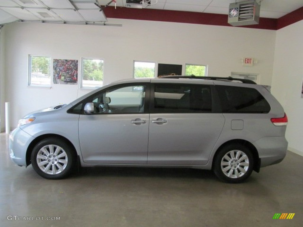 2011 Sienna LE AWD - Silver Sky Metallic / Light Gray photo #2