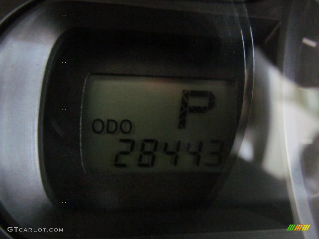 2011 Sienna LE AWD - Silver Sky Metallic / Light Gray photo #20