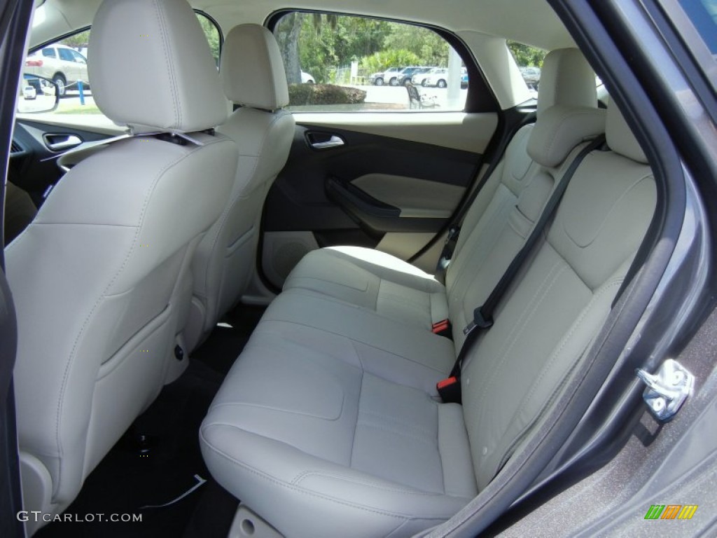 2012 Focus SEL 5-Door - Sterling Grey Metallic / Stone photo #6