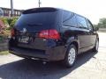 2012 Twilight Gray Metallic Volkswagen Routan SE  photo #6