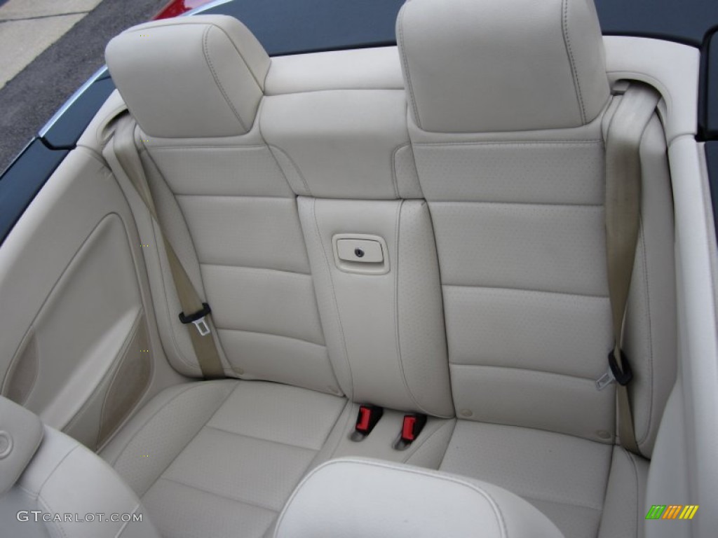 2008 Volkswagen Eos 2.0T Rear Seat Photo #67760198
