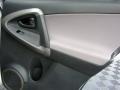 Classic Silver Metallic - RAV4 4WD Photo No. 14