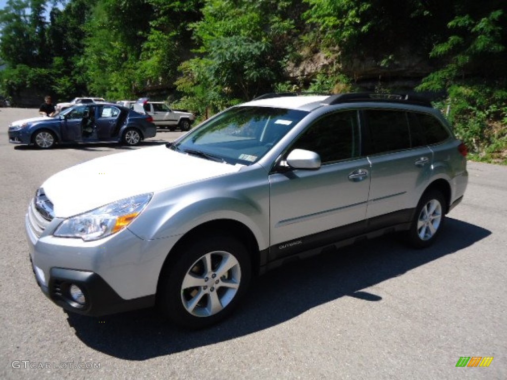 2013 Outback 2.5i Premium - Ice Silver Metallic / Black photo #6