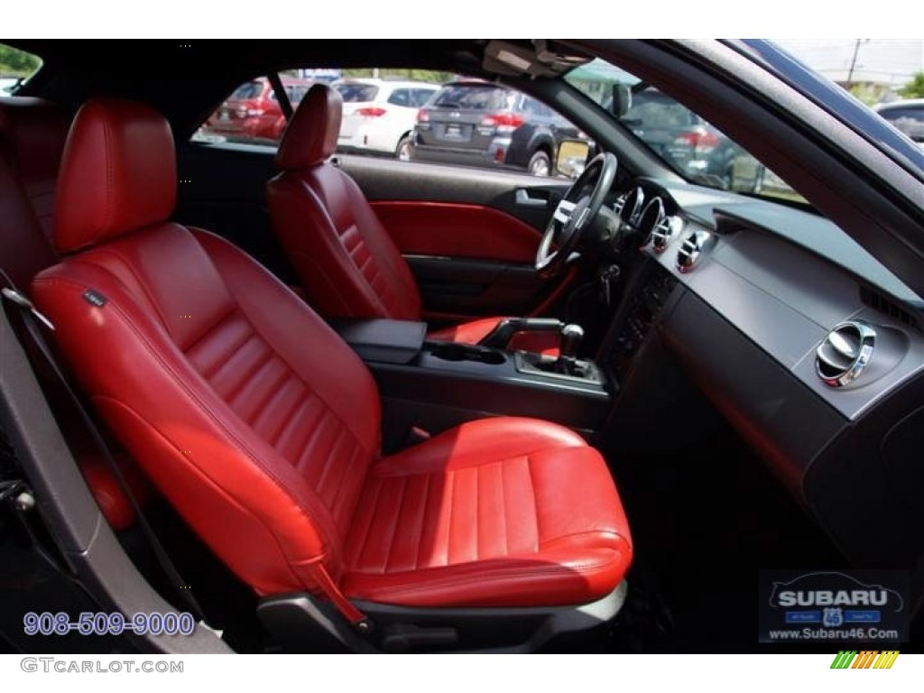 2006 Mustang GT Premium Convertible - Black / Red/Dark Charcoal photo #39
