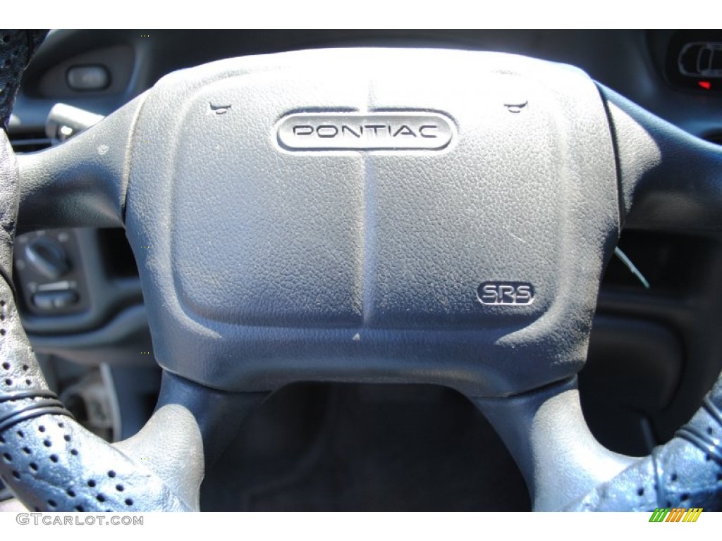 2000 Grand Prix GT Sedan - Arctic White / Graphite photo #11