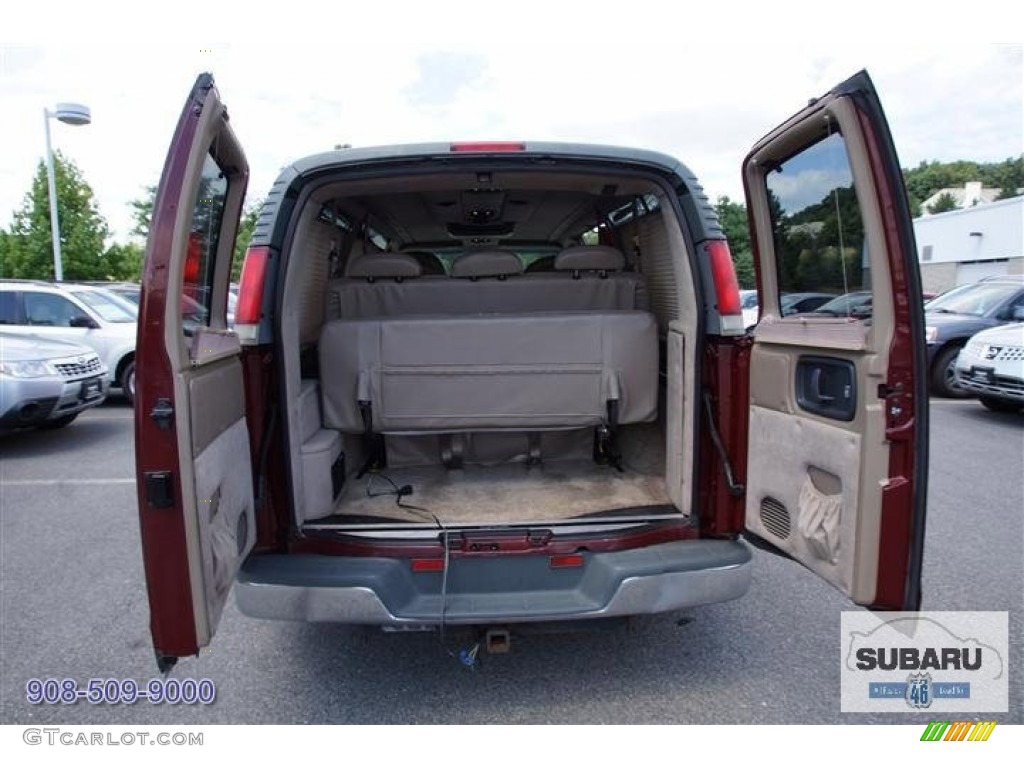 2000 Savana Van 1500 Passenger Conversion - Dark Toreador Red Metallic / Neutral photo #29