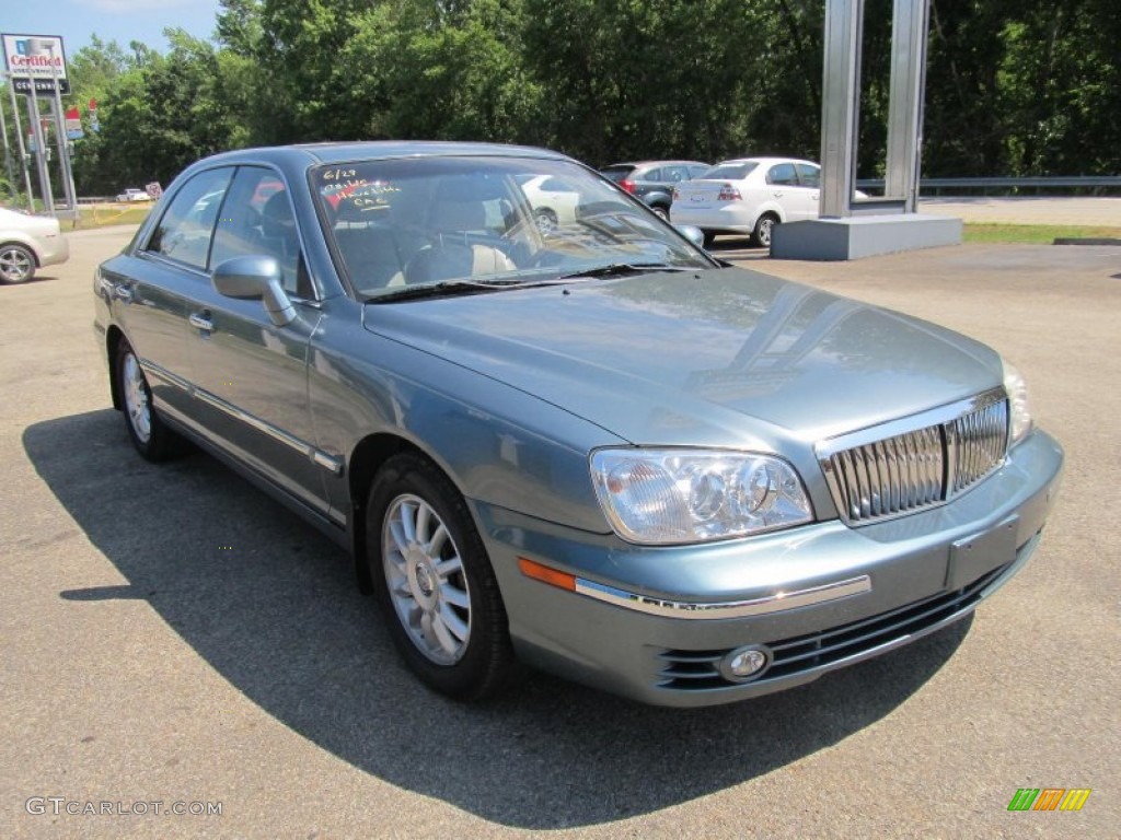 2004 XG350 L Sedan - Celadon Green Metallic / Black photo #5