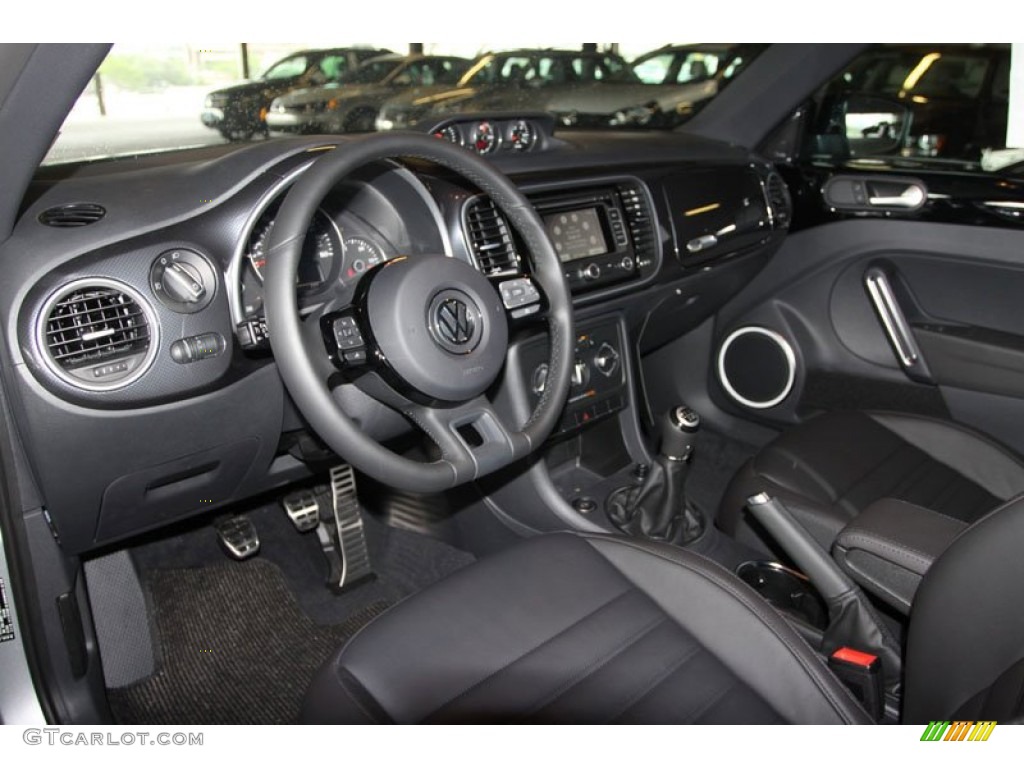 Titan Black Interior 2012 Volkswagen Beetle Turbo Photo #67767120