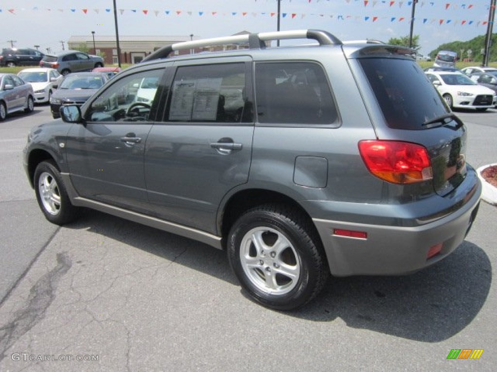 2003 Outlander LS 4WD - Urban Gray Pearl / Charcoal photo #3