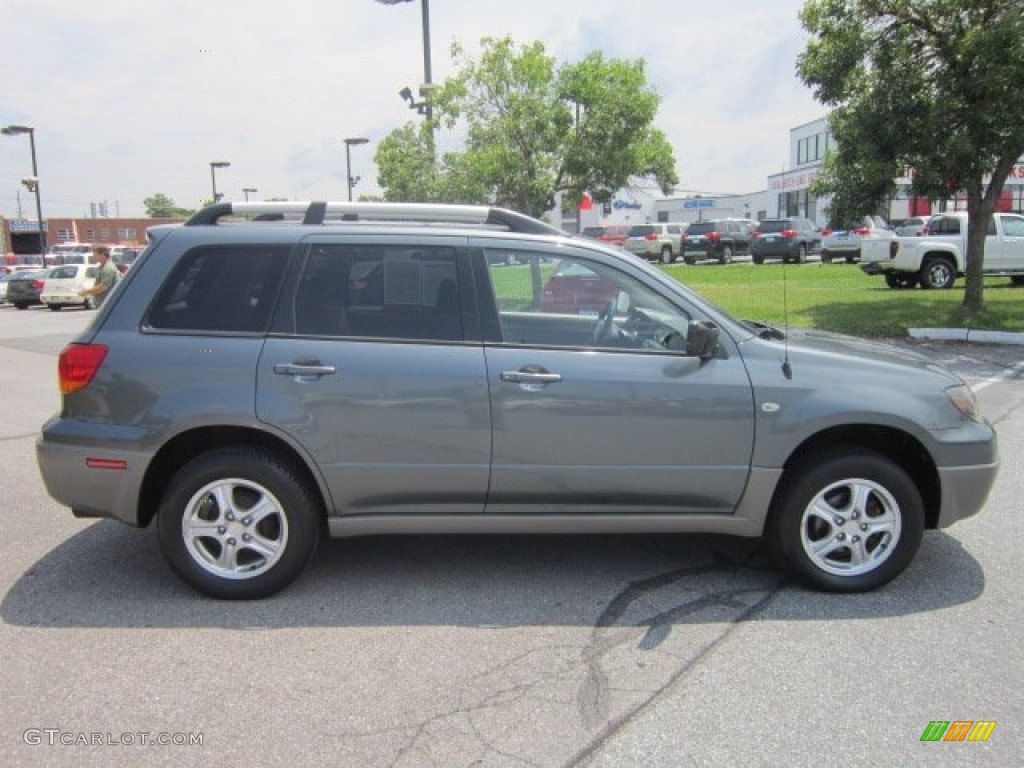 2003 Outlander LS 4WD - Urban Gray Pearl / Charcoal photo #6