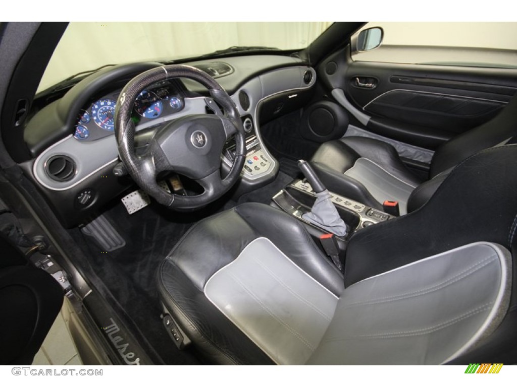 Black/Gray Interior 2005 Maserati GranSport Coupe Photo #67775968