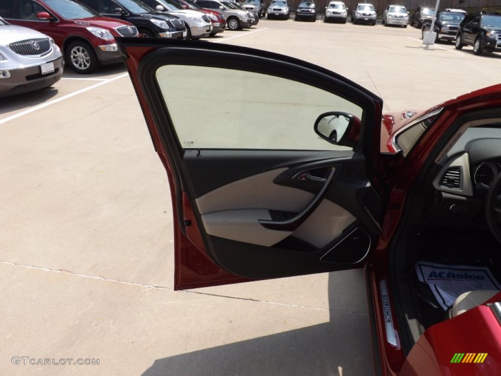 2012 Verano FWD - Crystal Red Tintcoat / Cashmere photo #15