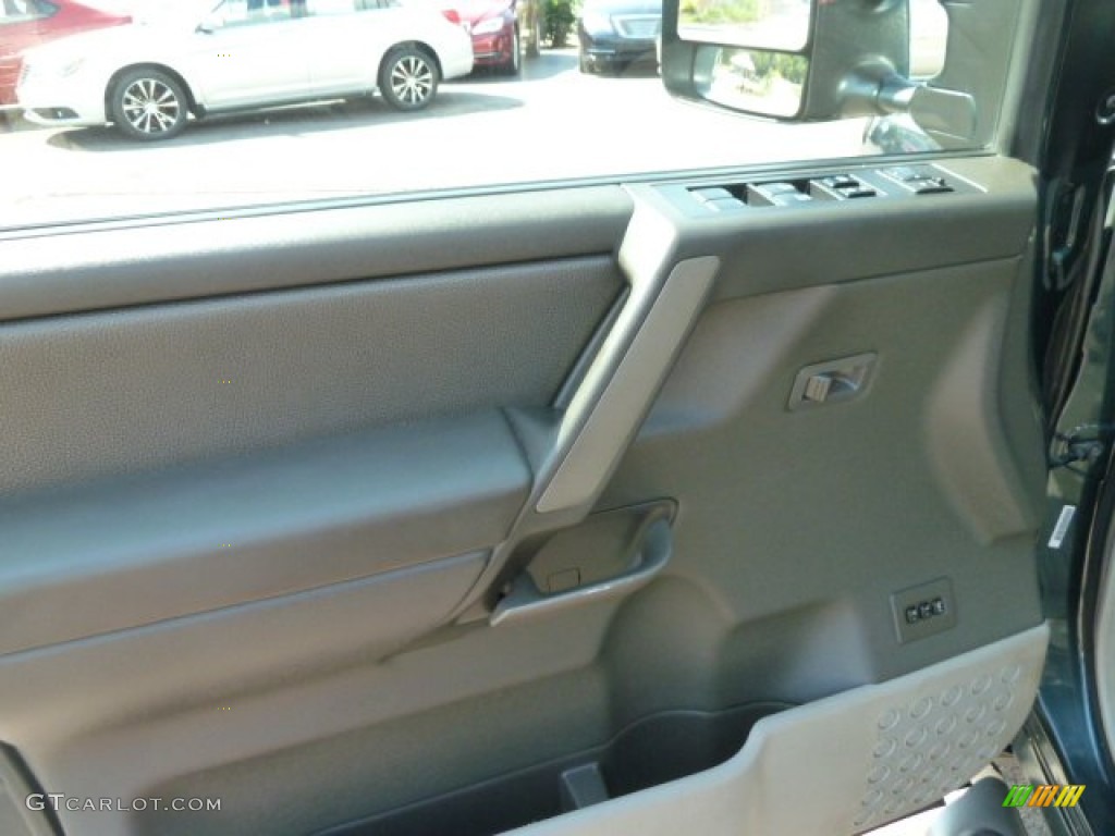 2004 Titan LE Crew Cab 4x4 - Deep Water Blue/Green / Graphite/Titanium photo #21