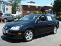 Black Uni - Jetta SE Sedan Photo No. 3
