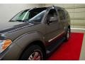 2008 Mocha Nissan Pathfinder LE  photo #13