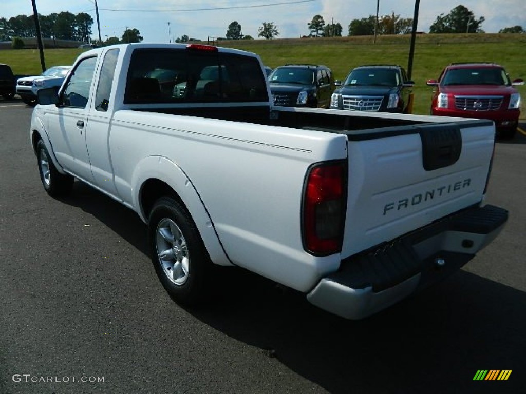2001 Frontier XE King Cab - Cloud White / Gray photo #5