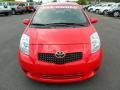 Absolutely Red - Yaris 3 Door Liftback Photo No. 8