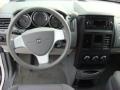 Stone White - Grand Caravan SE Photo No. 12