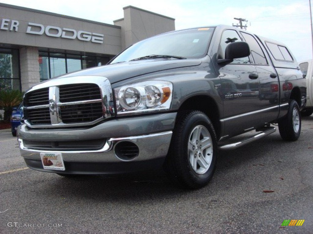 Mineral Gray Metallic Dodge Ram 1500