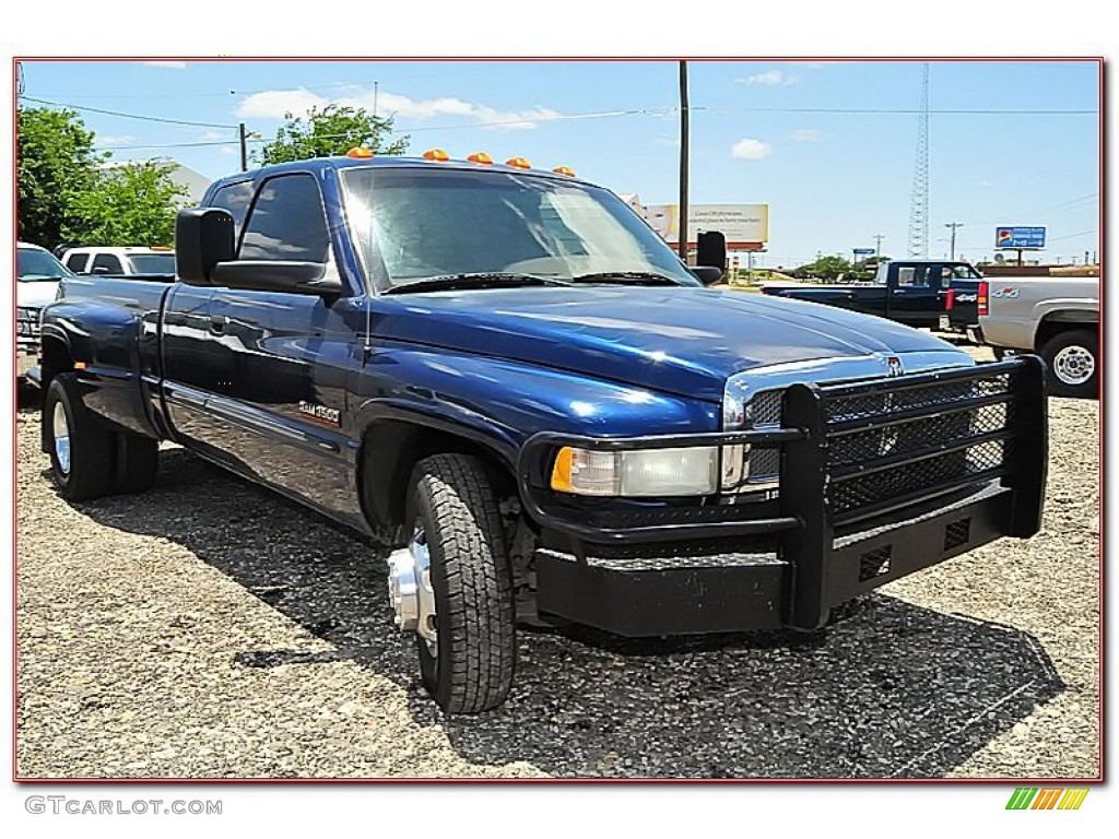 2002 Ram 3500 SLT Quad Cab Dually - Patriot Blue Metallic / Mist Gray photo #12
