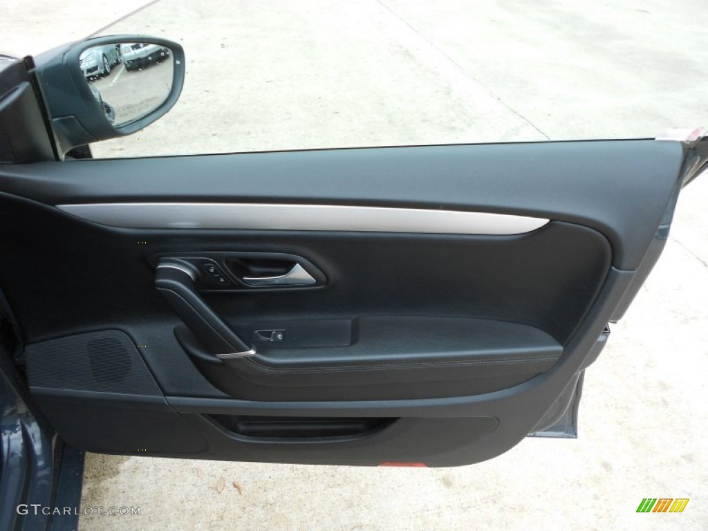 2012 Volkswagen CC Lux Black Door Panel Photo #67789044
