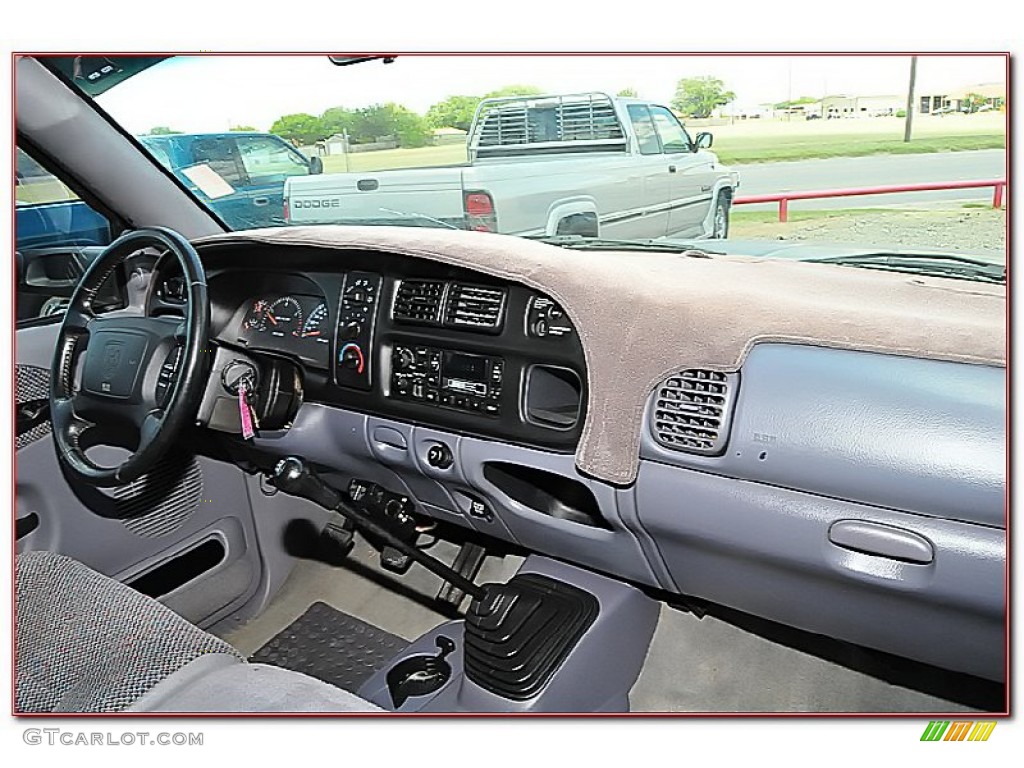 2002 Ram 3500 SLT Quad Cab Dually - Patriot Blue Metallic / Mist Gray photo #30