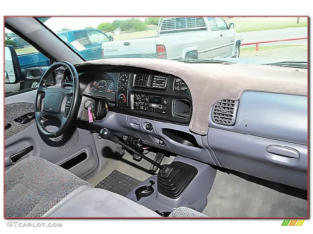 2002 Ram 3500 SLT Quad Cab Dually - Patriot Blue Metallic / Mist Gray photo #33