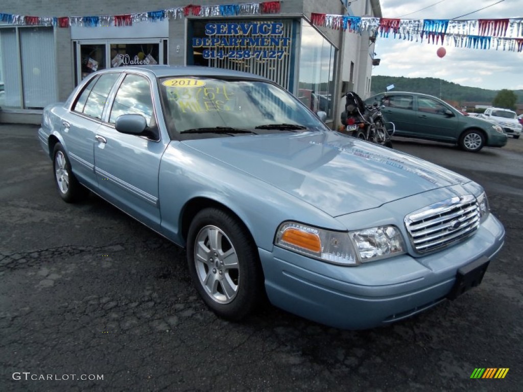 2011 Crown Victoria LX - Light Ice Blue Metallic / Light Camel photo #3