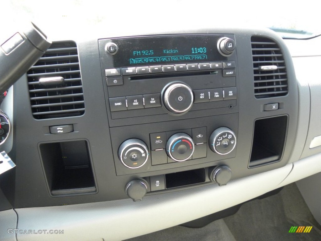 2012 Chevrolet Silverado 1500 LT Crew Cab Controls Photo #67791096