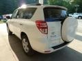 Super White - RAV4 I4 4WD Photo No. 4