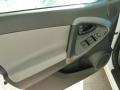 Super White - RAV4 I4 4WD Photo No. 11