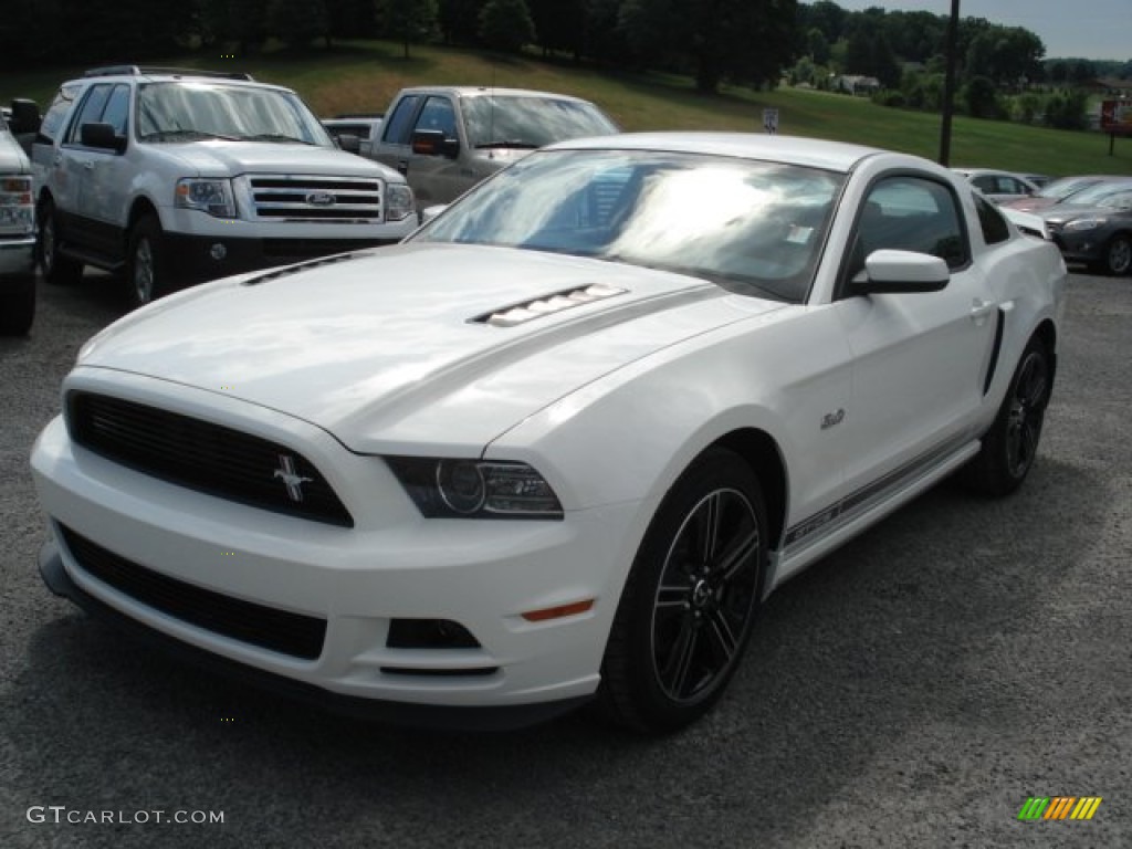 2013 Mustang GT/CS California Special Coupe - Performance White / California Special Charcoal Black/Miko-suede Inserts photo #4