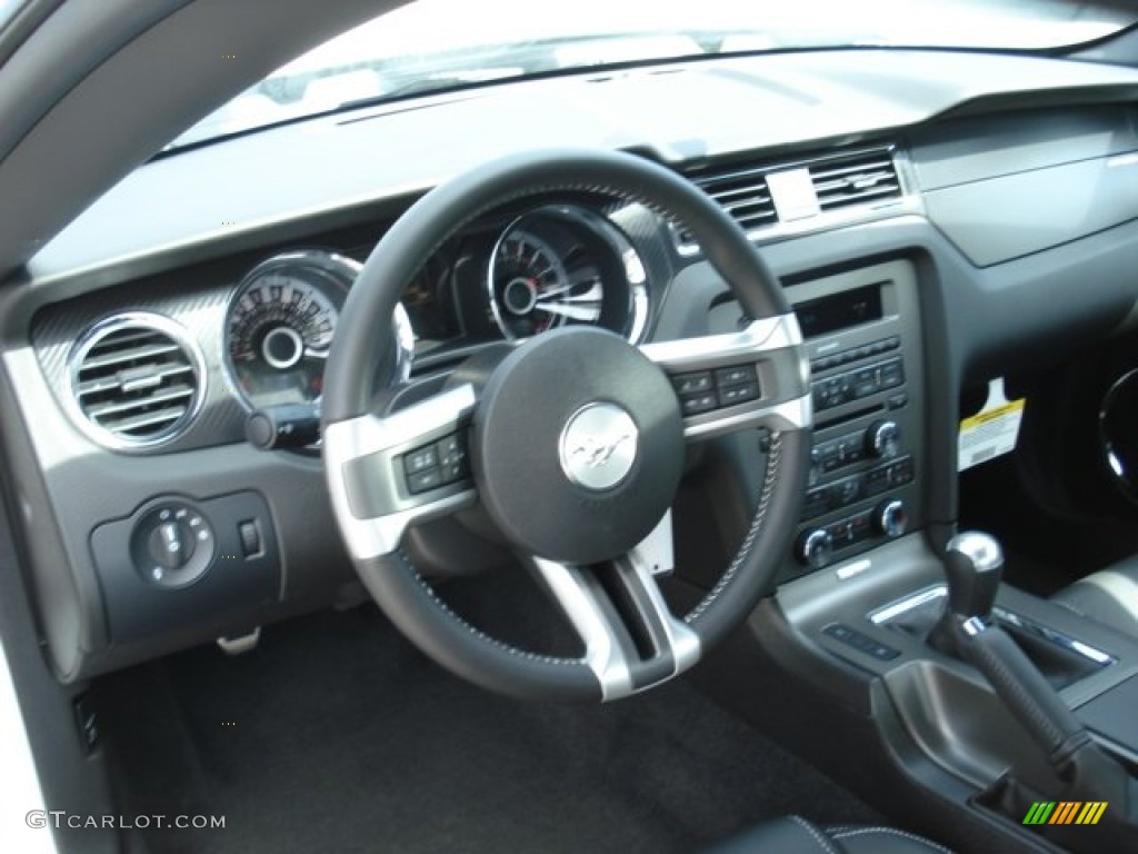 2013 Ford Mustang GT/CS California Special Coupe California Special Charcoal Black/Miko-suede Inserts Steering Wheel Photo #67793442