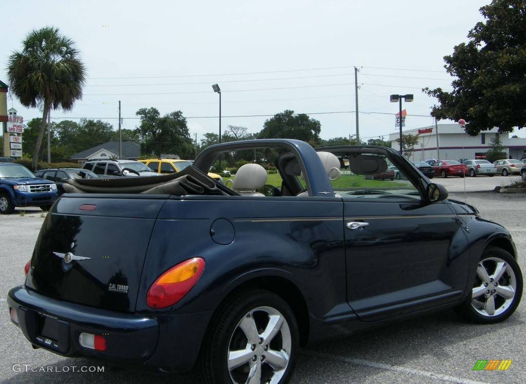 2005 PT Cruiser GT Convertible - Midnight Blue Pearl / Taupe/Pearl Beige photo #26