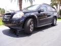 Black - GL 450 4Matic Photo No. 2