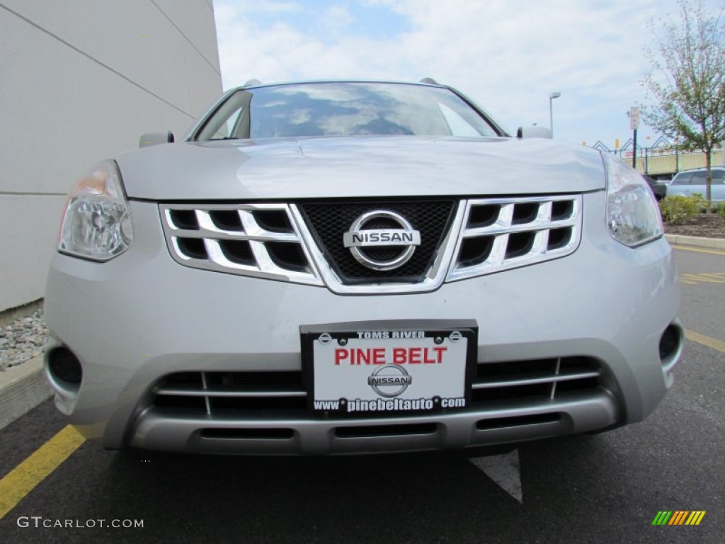 2011 Rogue SV AWD - Silver Ice Metallic / Black photo #2
