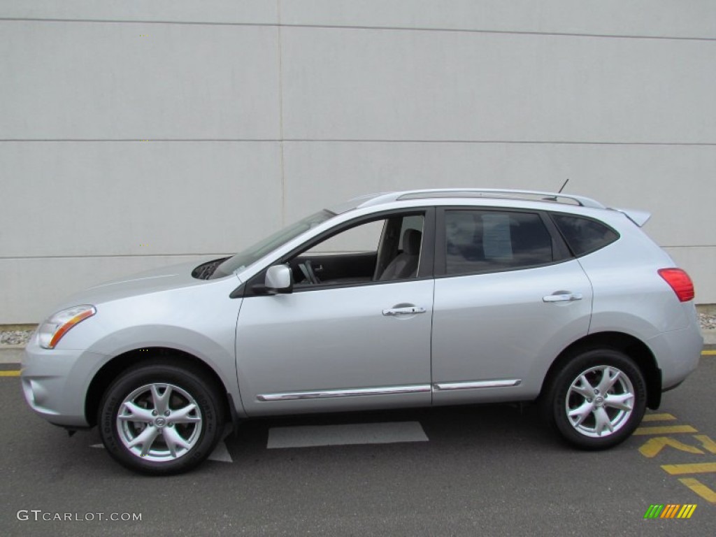 2011 Rogue SV AWD - Silver Ice Metallic / Black photo #4