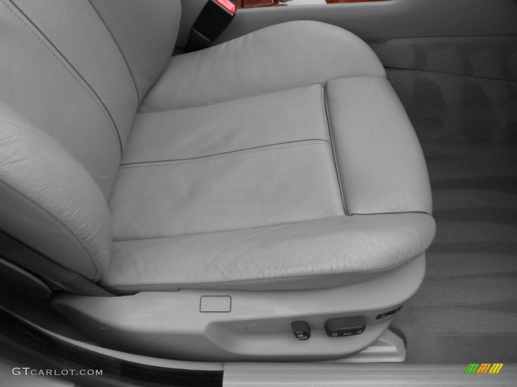 2002 BMW 5 Series 540i Sedan Front Seat Photo #67802008