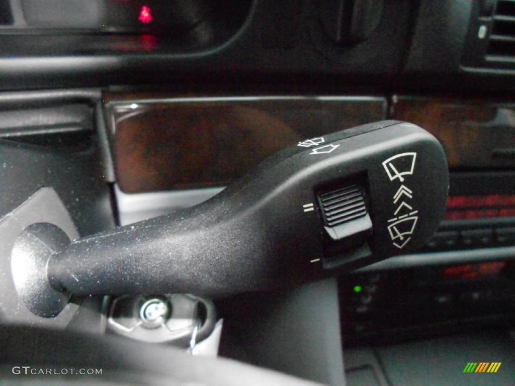2002 BMW 5 Series 540i Sedan Controls Photo #67802121