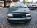 Emerald Green Pearl Metallic - Town & Country  Photo No. 2