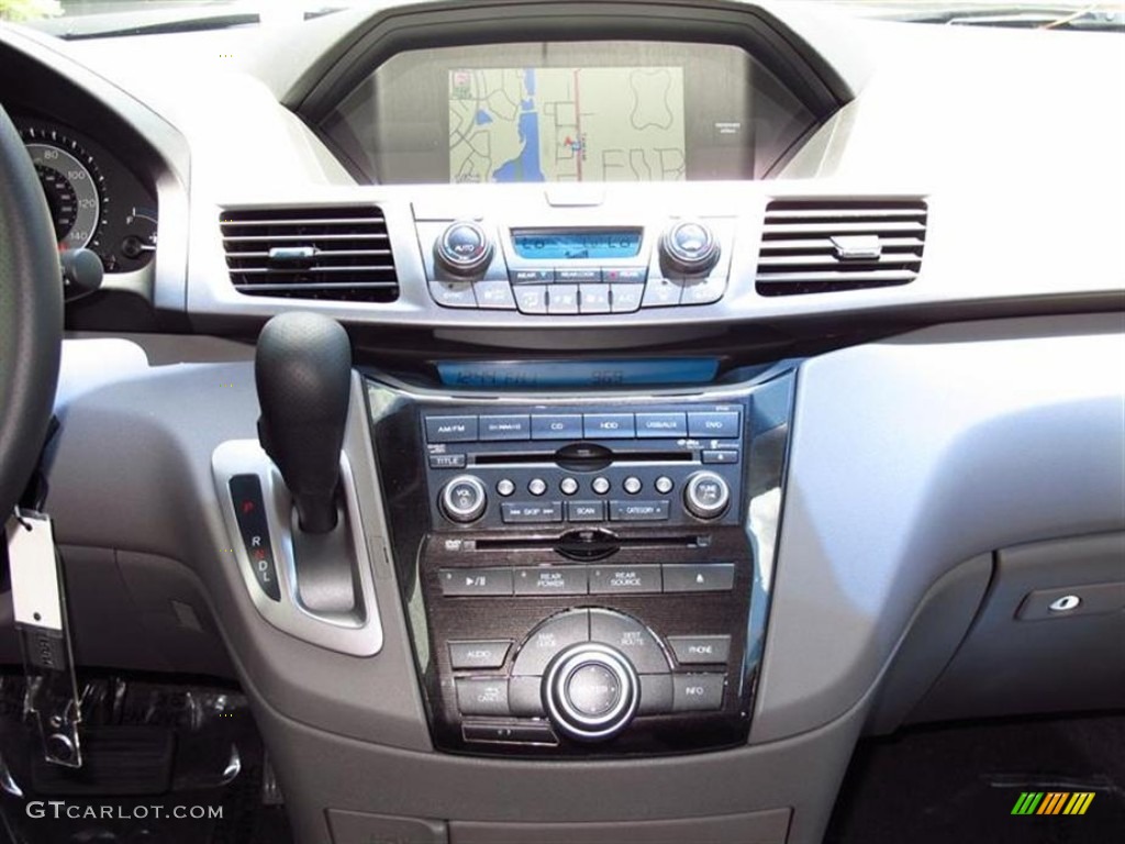 2012 Honda Odyssey Touring Elite Controls Photo #67805805