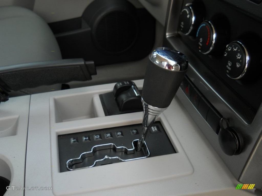 2008 Jeep Liberty Sport 4x4 Transmission Photos